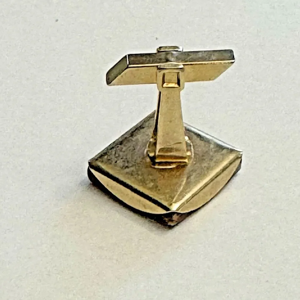 Vintage Square Cufflinks Marbled Red Brown Inlay Goldtone 0.5 inch